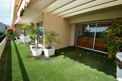 Appartement - 125 m² - 4 pièces