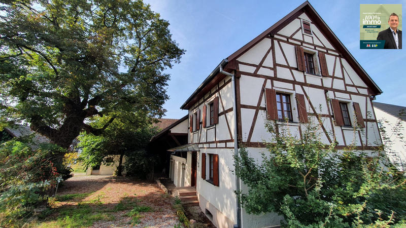 Maison - 256 m² - 8 pièces