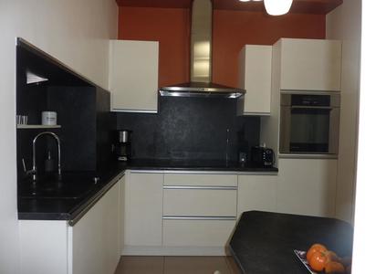 Maison - 180 m² - 8 pièces