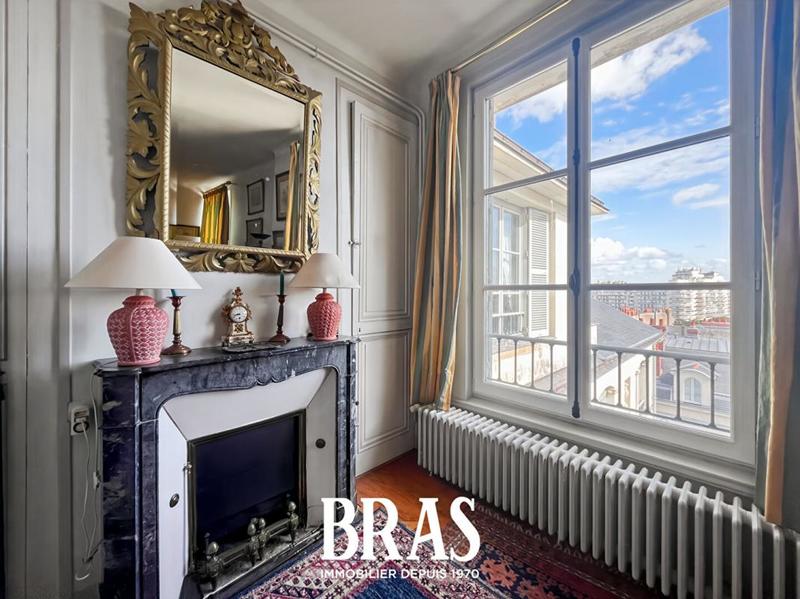 Appartement - 150 m² - 5 pièces