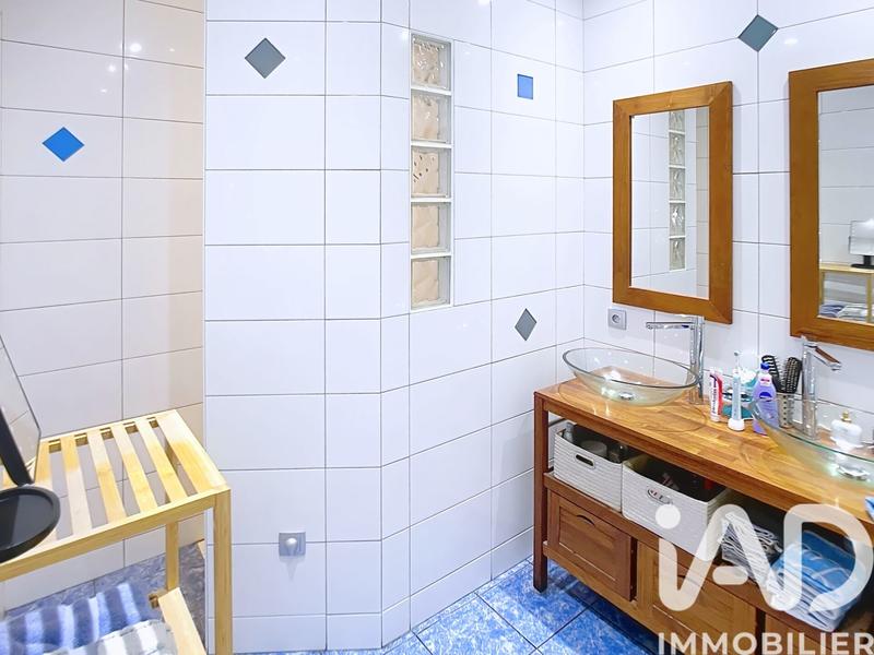 Maison - 151 m² - 7 pièces