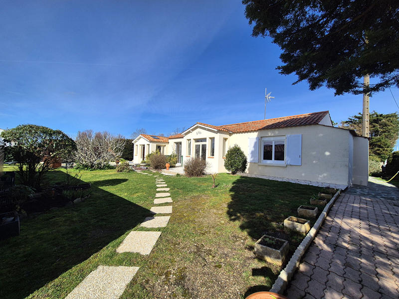 Maison - 167 m² - 5 pièces