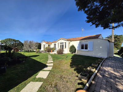 Maison - 167 m² - 5 pièces