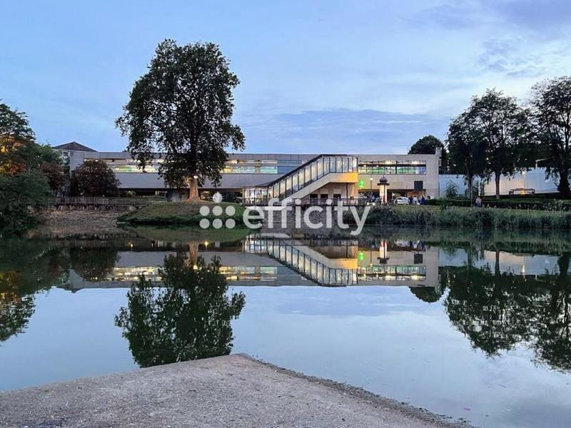 Appartement - 90 m² - 4 pièces