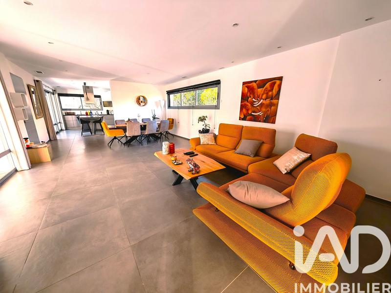 Maison de maîtres - 175 m² - 5 pièces