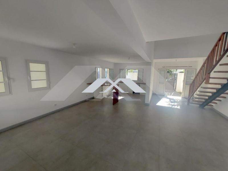 Maison de ville - 110 m² - 5 pièces