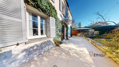 Maison - 170 m² - 5 pièces