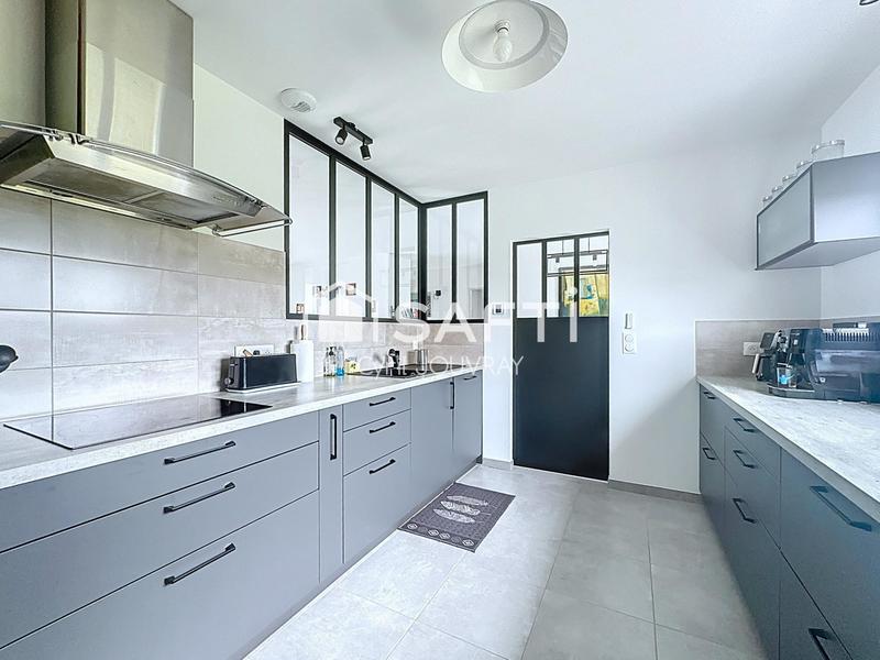 Maison - 104 m² - 5 pièces