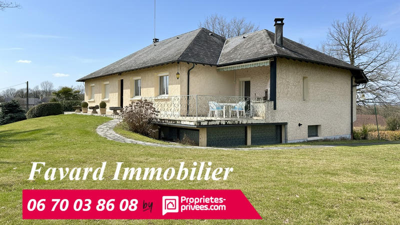 Maison - 260 m² - 12 pièces