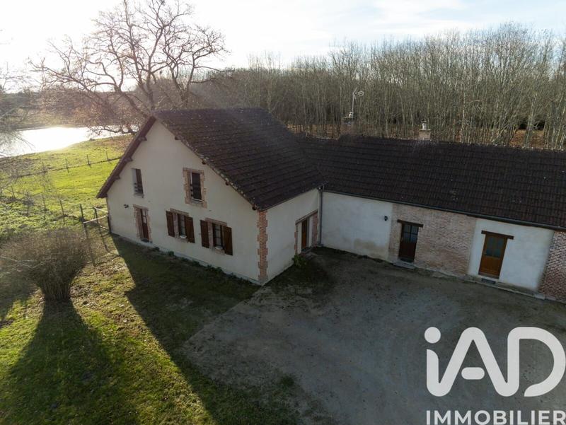 Maison - 349 m² - 15 pièces