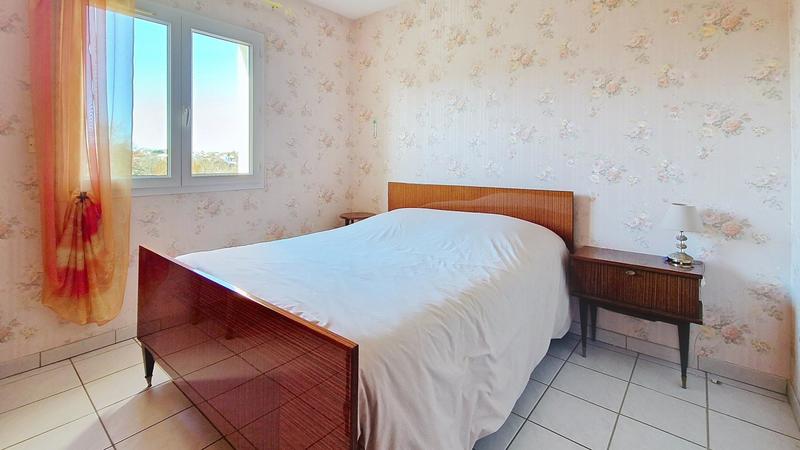 Maison - 99 m² - 5 pièces