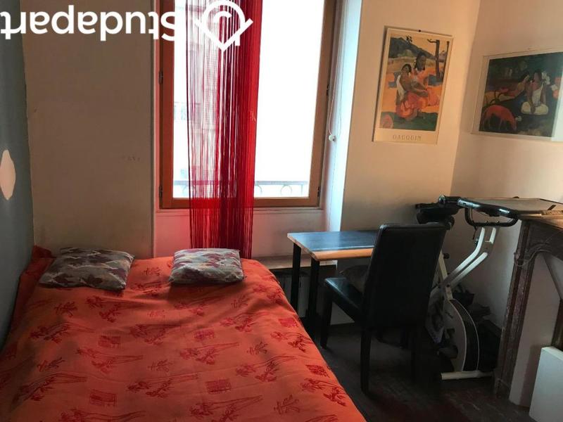 Chambre - 12 m² - 1 pièce