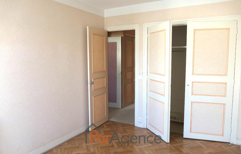 Local commercial - 146 m² - 7 pièces