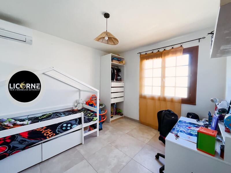 Maison - 96 m² - 4 pièces