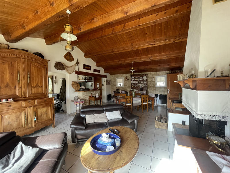 Maison - 120 m² - 8 pièces