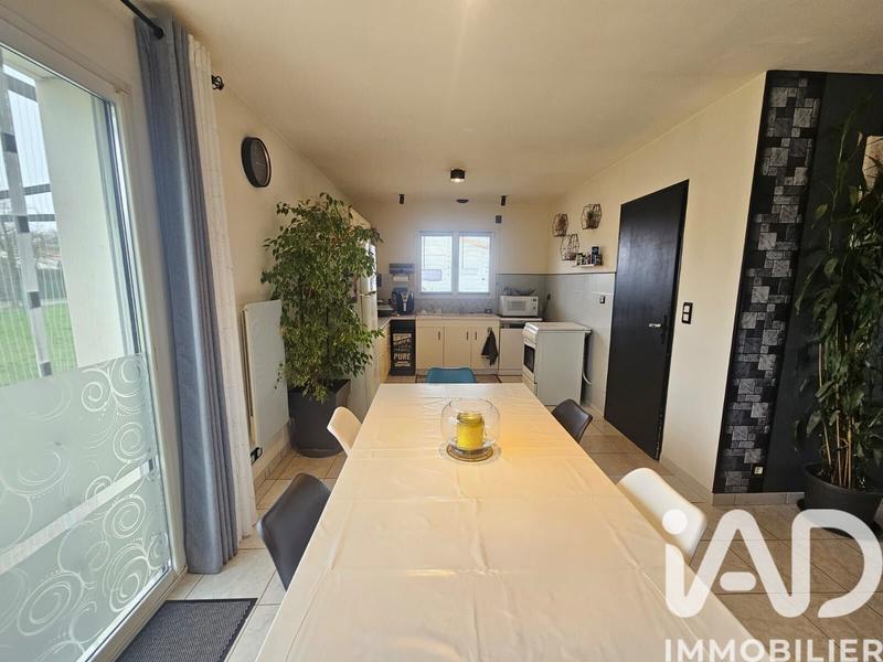 Maison - 80 m² - 5 pièces