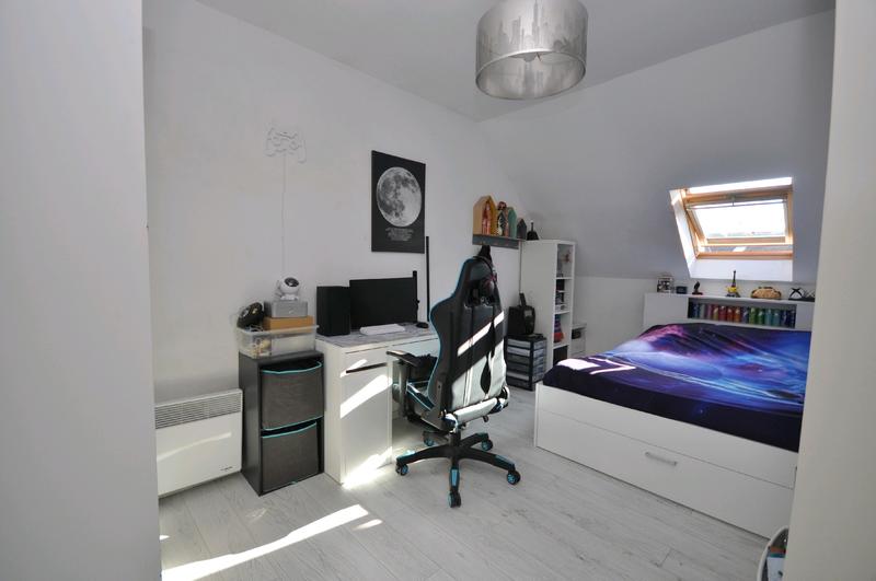 Maison - 81 m² - 5 pièces