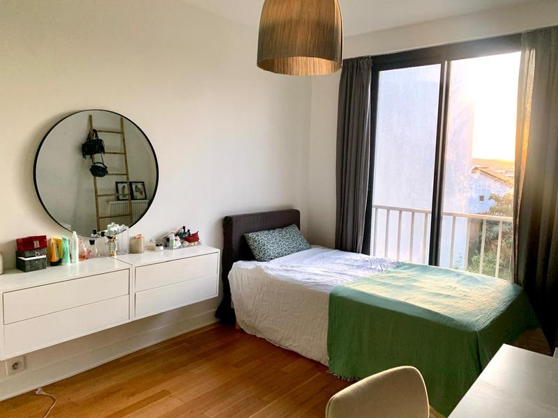 Maison - 216 m² - 6 pièces