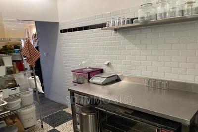 Fonds de commerce - 28 m²