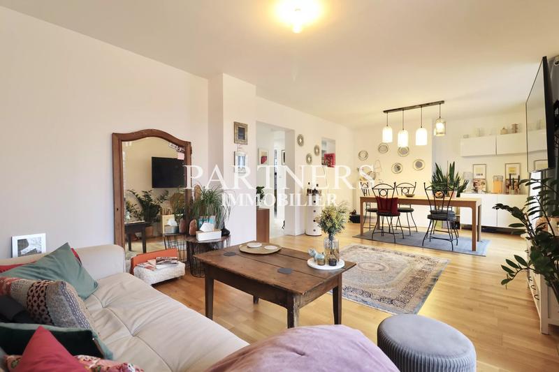 Appartement - 74 m² - 3 pièces