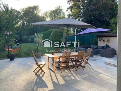 Maison - 142 m² - 6 pièces