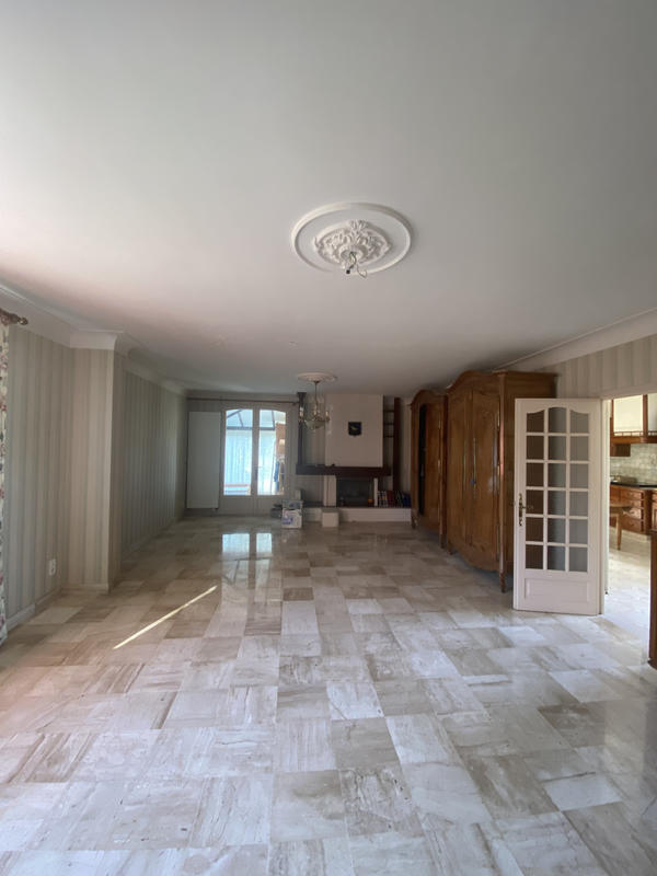 Propriété - 190 m² - 7 pièces