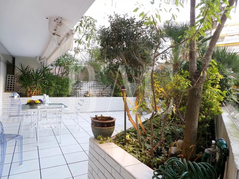 Appartement - 100 m² - 4 pièces