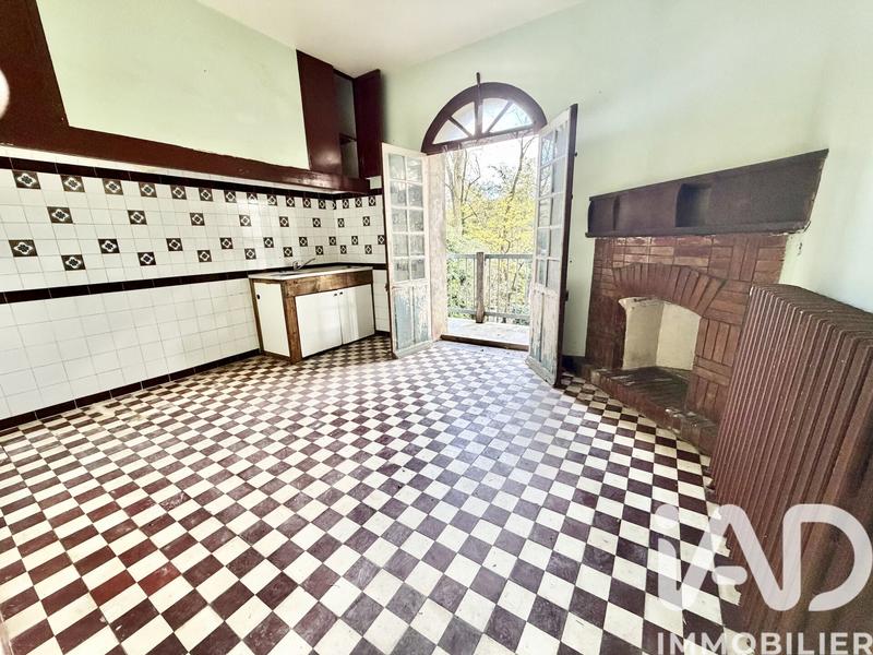 Maison - 107 m² - 6 pièces