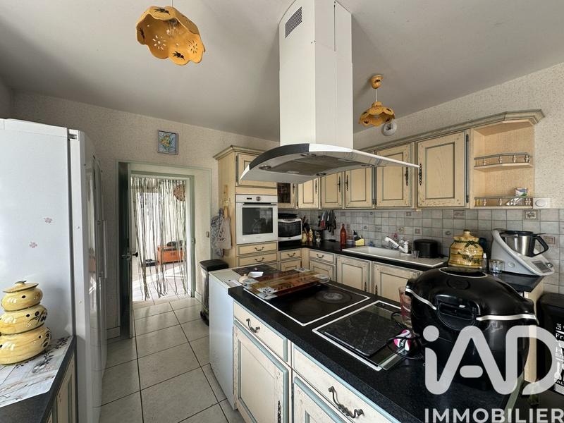 Maison - 182 m² - 3 pièces