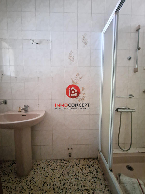 Maison - 98 m² - 6 pièces