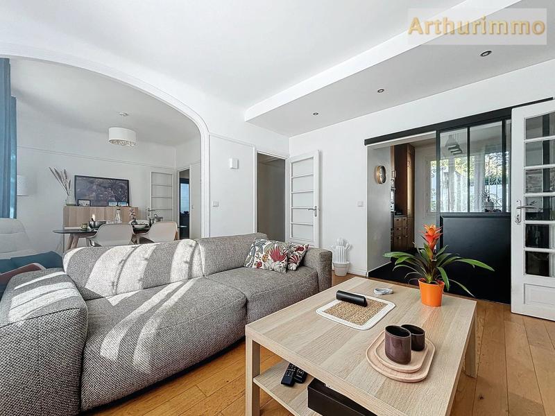 Maison - 128 m² - 7 pièces