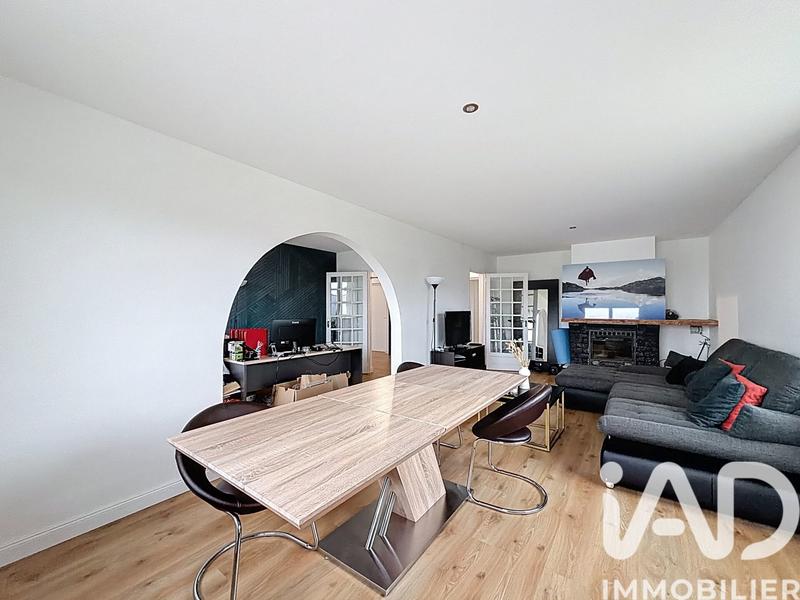 Maison - 200 m² - 7 pièces