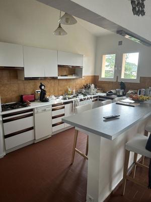 Appartement - 92 m² - 5 pièces