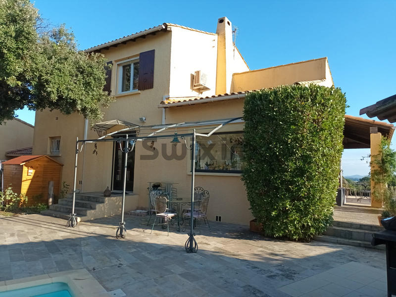 Villa - 150 m² - 5 pièces
