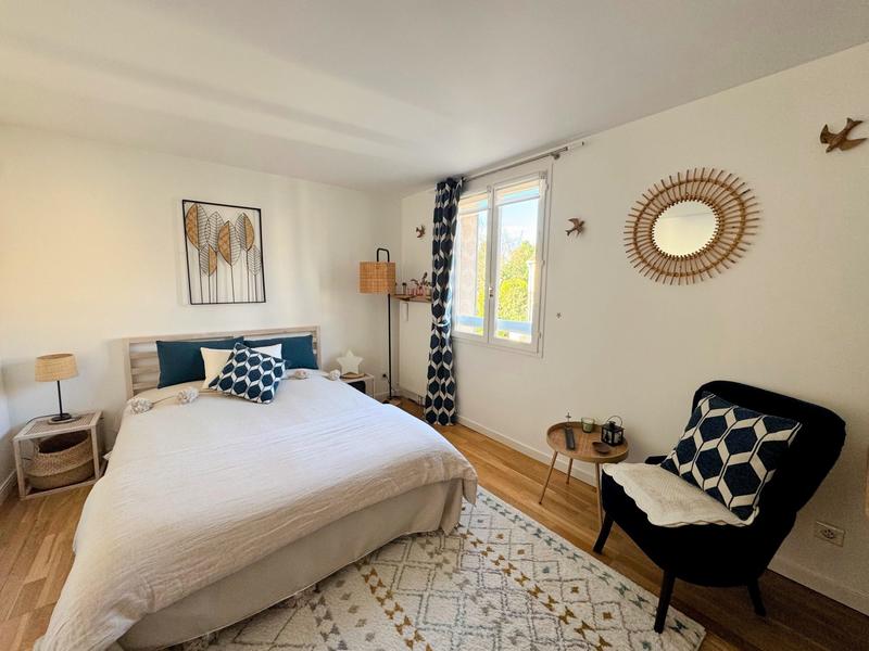 Maison - 168 m² - 7 pièces