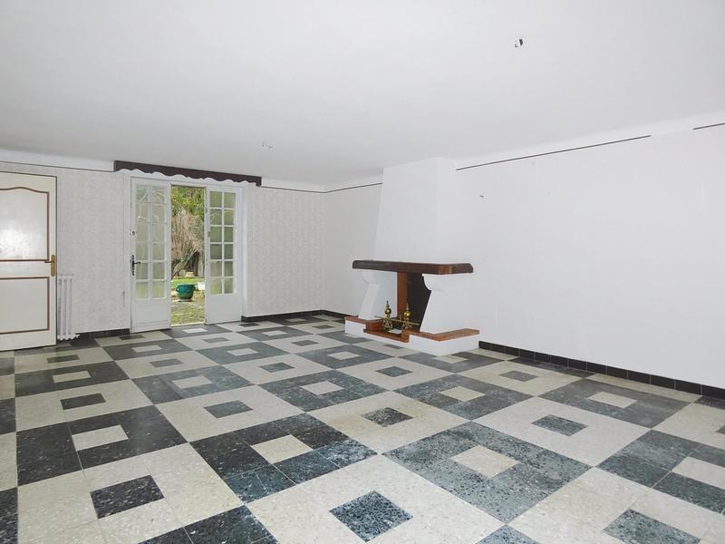 Maison - 180 m² - 5 pièces