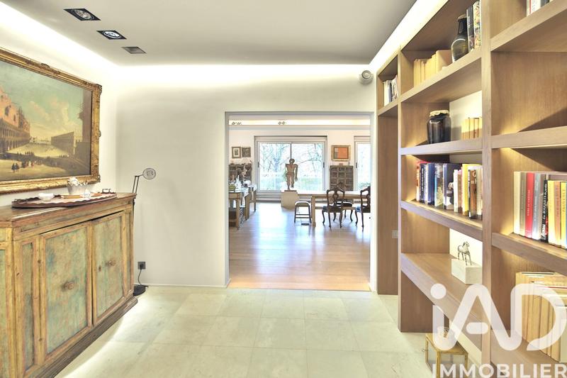 Appartement - 213 m² - 6 pièces