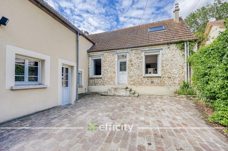 Demeure - 150 m² - 6 pièces