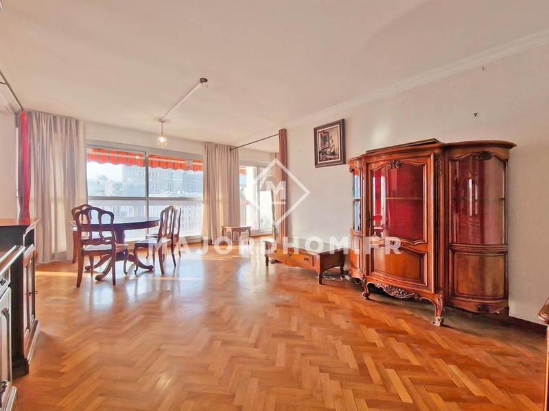 Appartement - 87 m² - 4 pièces