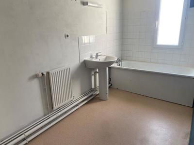 Maison - 81 m² - 4 pièces