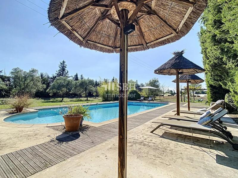 Mas - 285 m² - 10 pièces