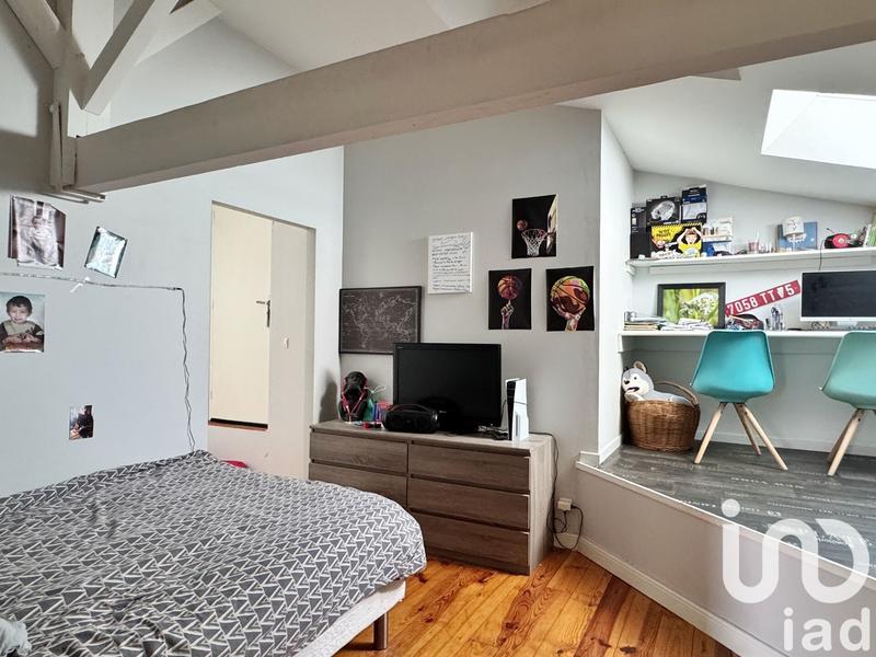 Maison - 276 m² - 11 pièces