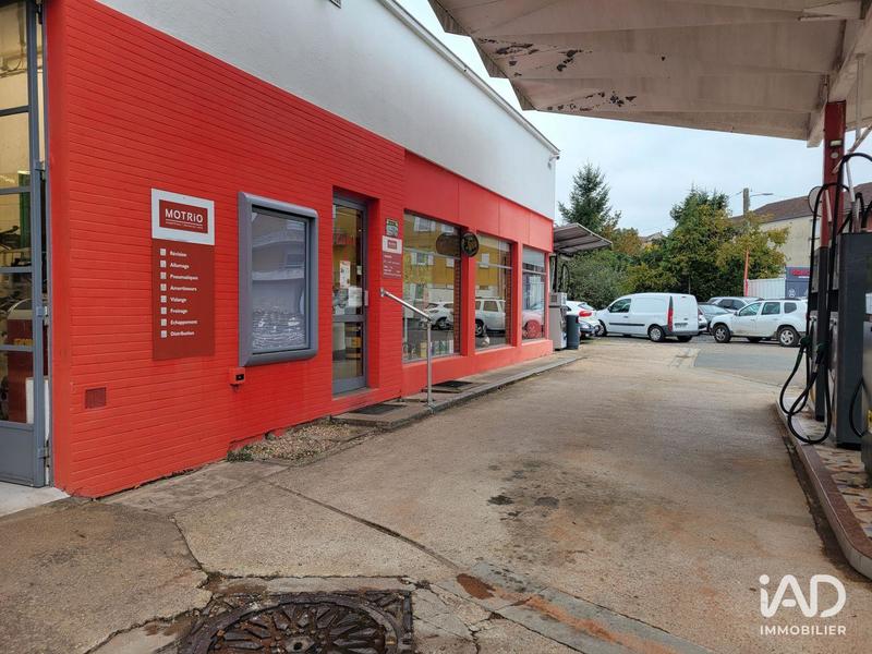 Local commercial - 213 m²