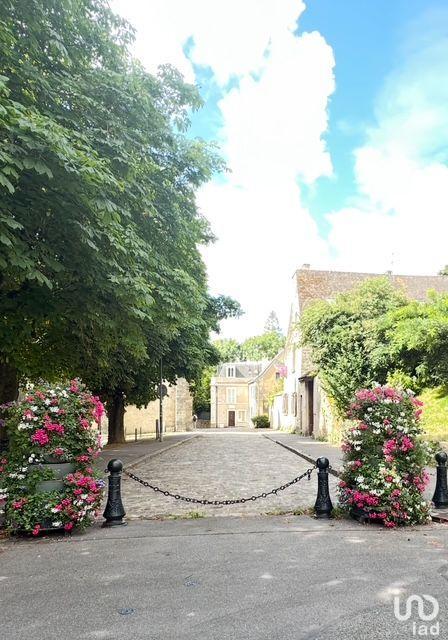 Maison - 280 m² - 7 pièces