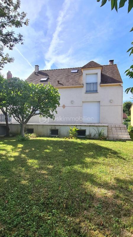 Maison - 125 m² - 6 pièces