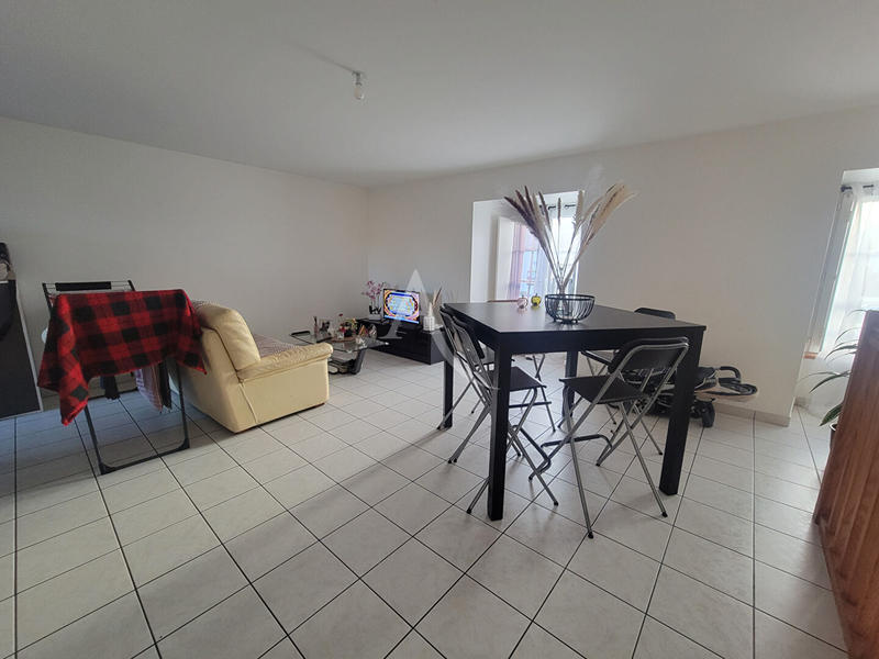 Appartement - 70 m² - 3 pièces