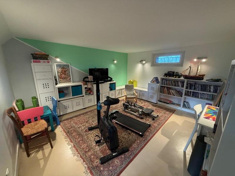 Maison - 143 m² - 6 pièces