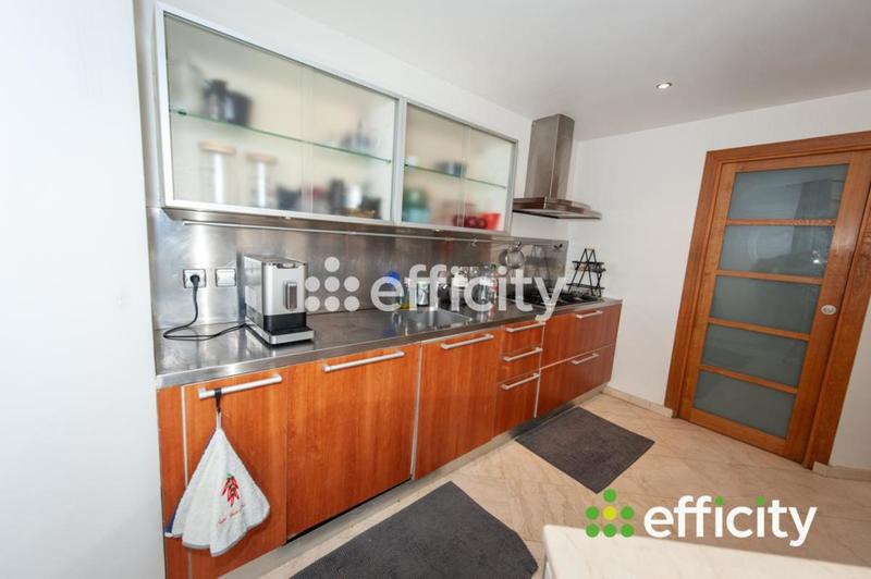 Pavillon - 183 m² - 5 pièces