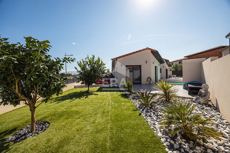 Maison - 101 m² - 5 pièces