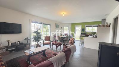 Villa - 93 m² - 4 pièces